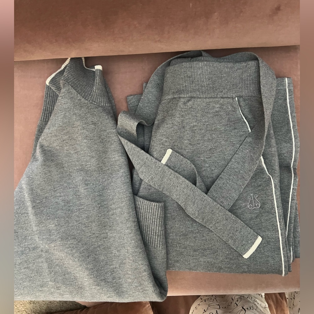 Alala Gray Wide-Leg Sweatpants and Sweater set